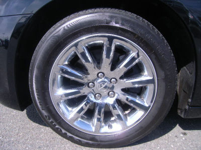 2012 Chrysler 300C  Base