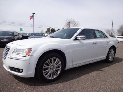 2011 Chrysler 300C  Base