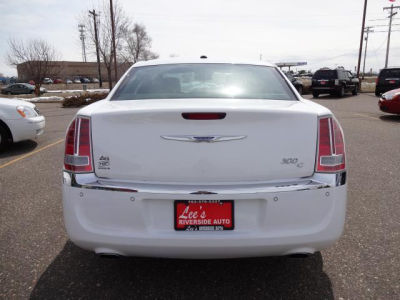 2011 Chrysler 300C  Base