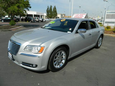 2012 Chrysler 300C  Base