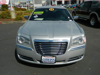 2012 Chrysler 300C  Base
