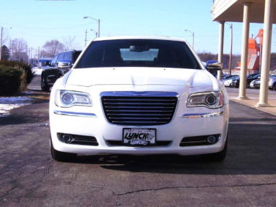 2012 Chrysler 300C  Base