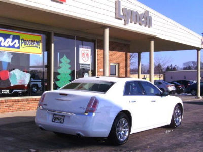 2012 Chrysler 300C  Base