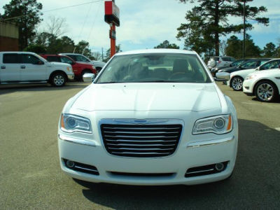 2012 Chrysler 300C  Base