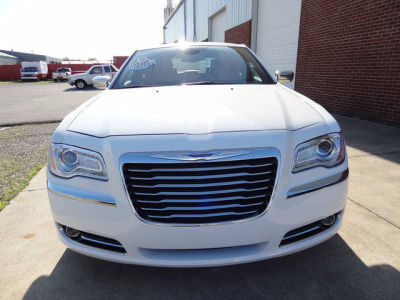 2012 Chrysler 300C  Base