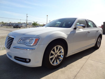 2012 Chrysler 300C  Base