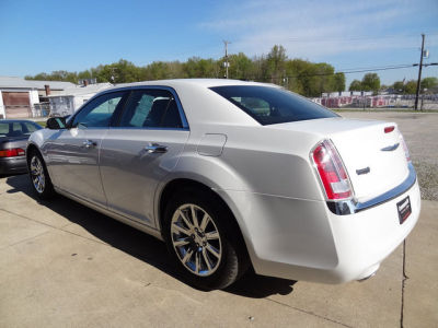2012 Chrysler 300C  Base