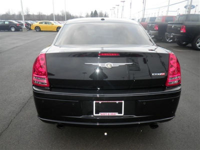 2009 Chrysler 300C  SRT-8