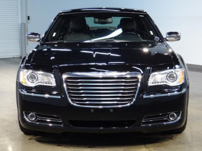 2012 Chrysler 300C  Base