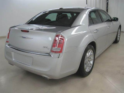 2012 Chrysler 300C  Base