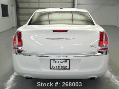 2012 Chrysler 300C  Base