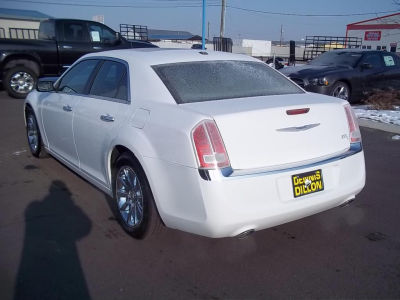 2012 Chrysler 300C  Base