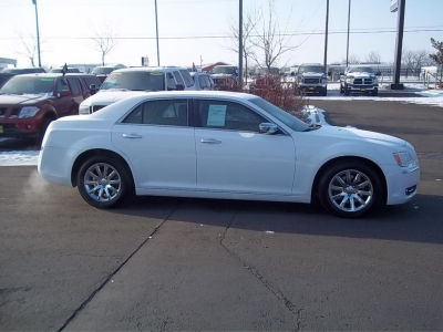 2012 Chrysler 300C  Base