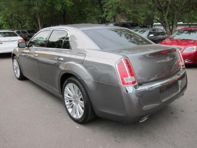 2011 Chrysler 300C  Base