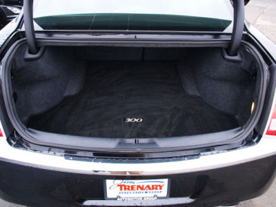 2012 Chrysler 300C  Base