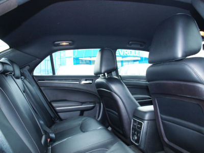 2012 Chrysler 300C  Base