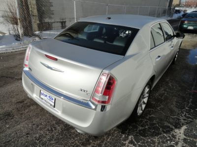 2012 Chrysler 300C  Base