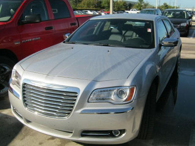 2011 Chrysler 300C  Base