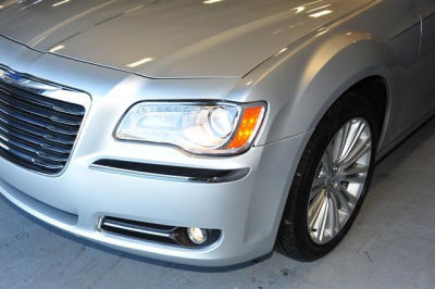 2011 Chrysler 300C  Base