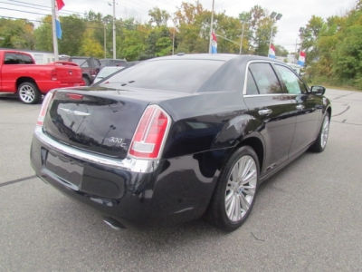 2011 Chrysler 300C  Base