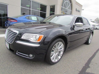 2011 Chrysler 300C  Base