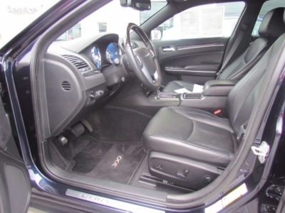 2011 Chrysler 300C  Base
