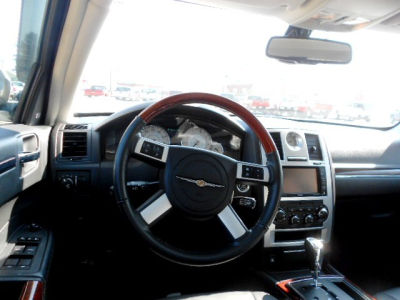 2010 Chrysler 300C