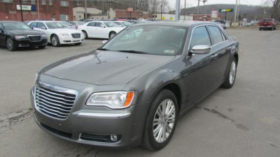 2011 Chrysler 300C  Base