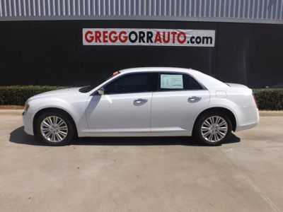 2012 Chrysler 300C  Base