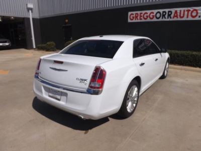 2012 Chrysler 300C  Base
