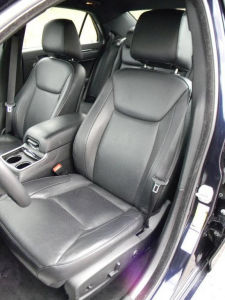 2012 Chrysler 300C  Base