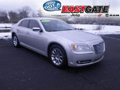 2012 Chrysler 300C  Base