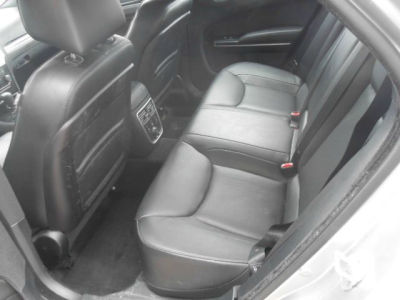 2012 Chrysler 300C