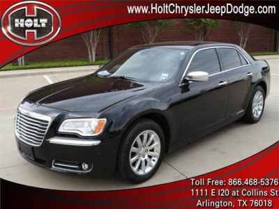 2011 Chrysler 300C  Base