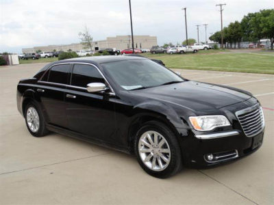 2011 Chrysler 300C  Base