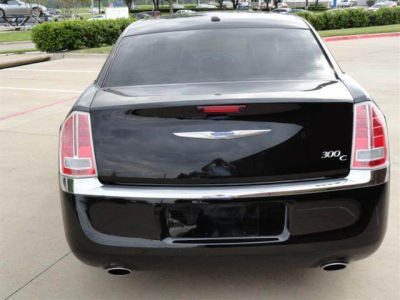2011 Chrysler 300C  Base