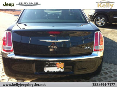 2012 Chrysler 300C  Base