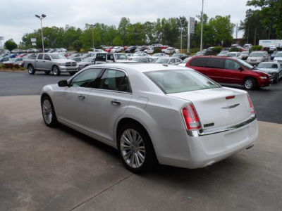 2011 Chrysler 300C  Base