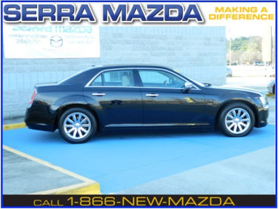 2012 Chrysler 300C  Base