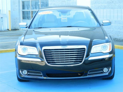 2012 Chrysler 300C  Base
