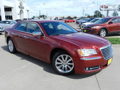 2012 Chrysler 300C  Base