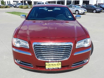 2012 Chrysler 300C  Base
