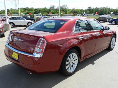 2012 Chrysler 300C  Base