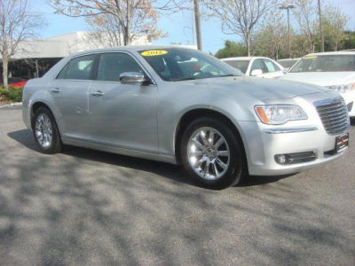 2012 Chrysler 300C  Base