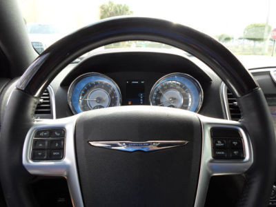 2012 Chrysler 300C  Base
