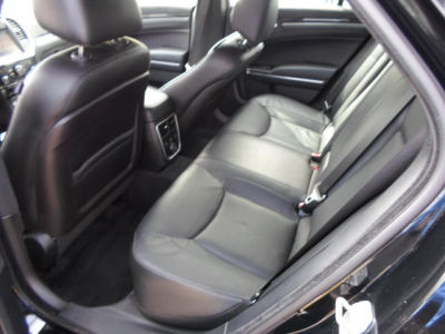 2012 Chrysler 300C  Base