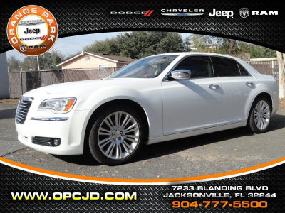 2012 Chrysler 300C  Base