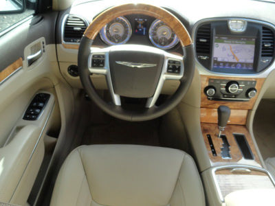 2012 Chrysler 300C  Base