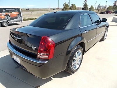 2010 Chrysler 300C  Base