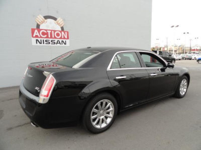 2012 Chrysler 300C  Base